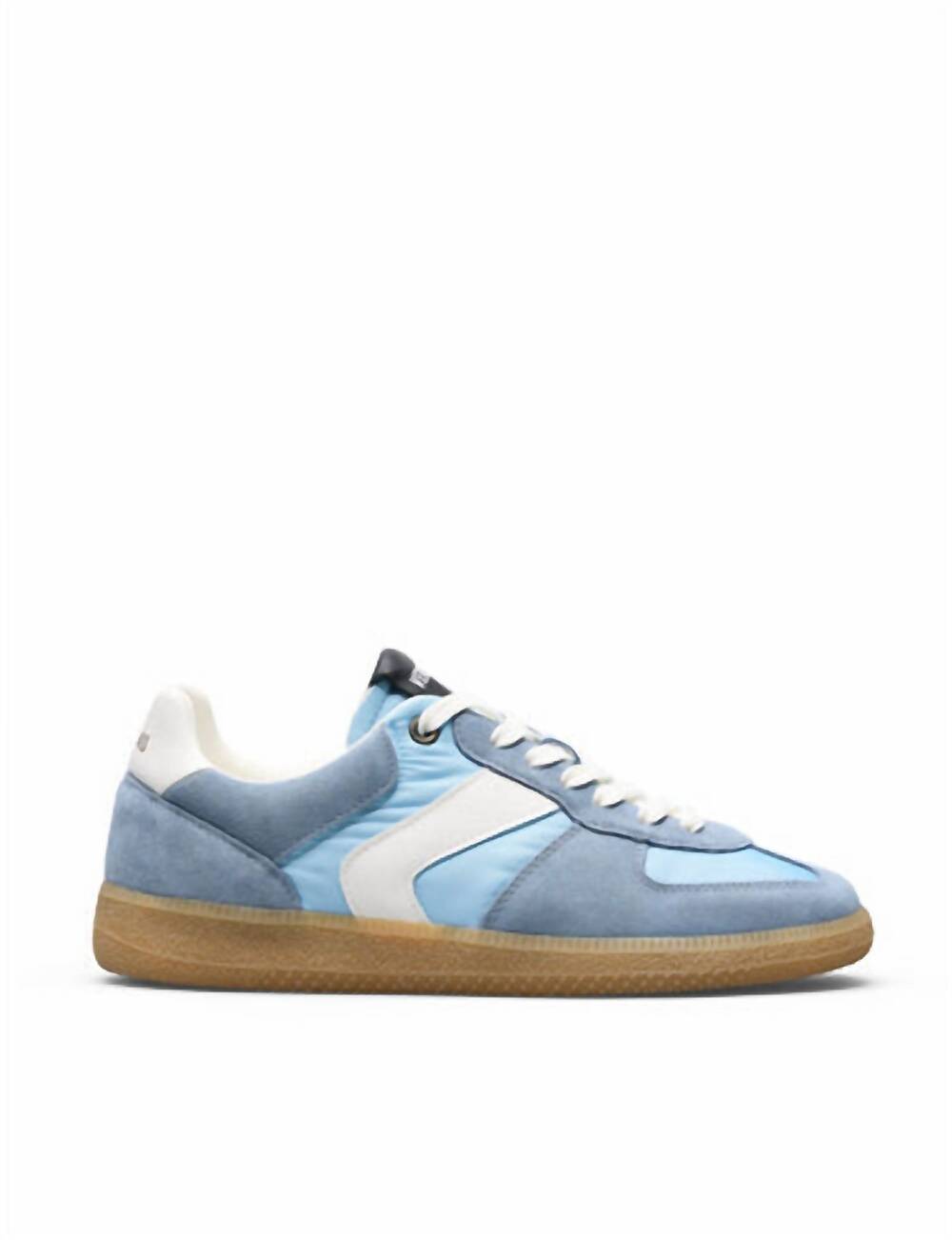 NEW VERBENAS women's sora sneaker in light blue